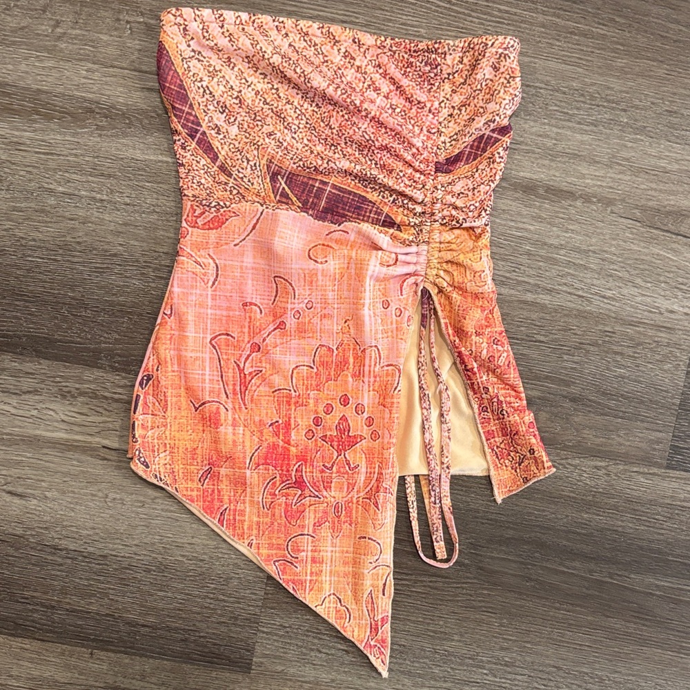 Tiger Mist Beige and Red Patterned Top